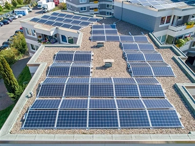 Aký je rozdiel medzi novou a obnoviteľnou energiou?